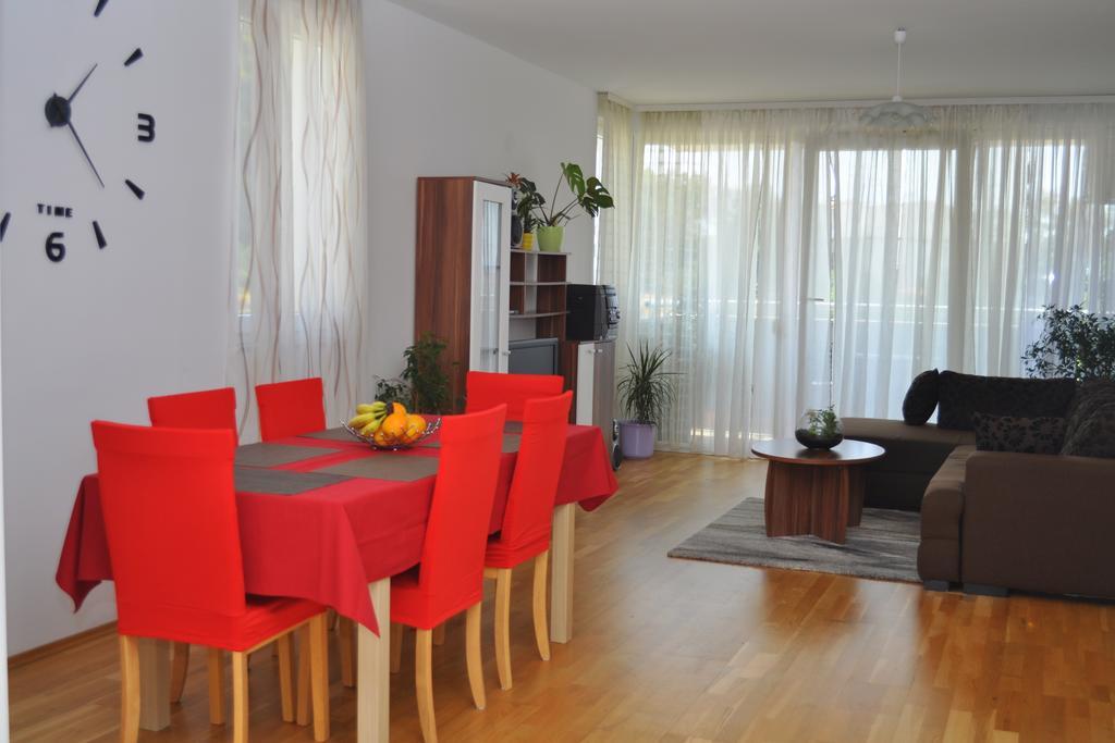Apartment Kristijan Makarska Exterior photo